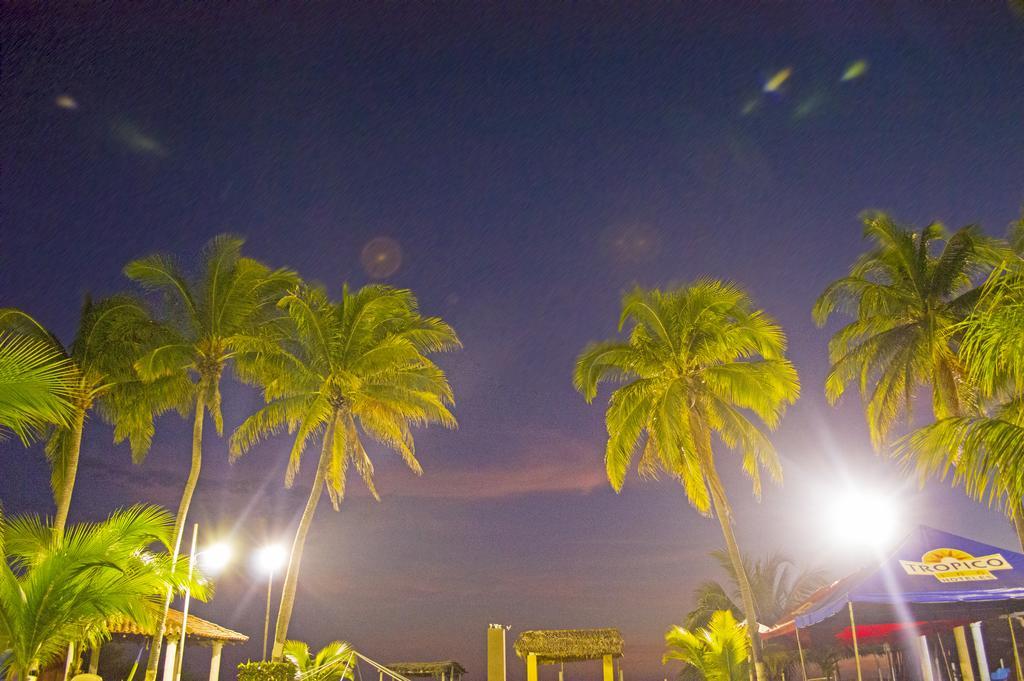 Tropiclub Playa El Cuco Hotel Exterior photo